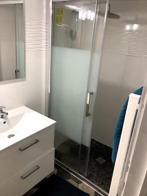 Studio V Proche Ligne 14 Kremlin Bicetre Apartment อาร์เคยล์ ภายนอก รูปภาพ