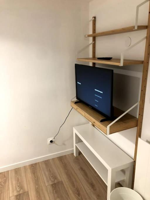Studio V Proche Ligne 14 Kremlin Bicetre Apartment อาร์เคยล์ ภายนอก รูปภาพ